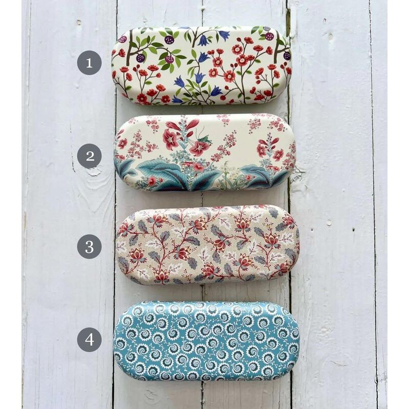 Sanderson Foraging Glasses Case image number 4